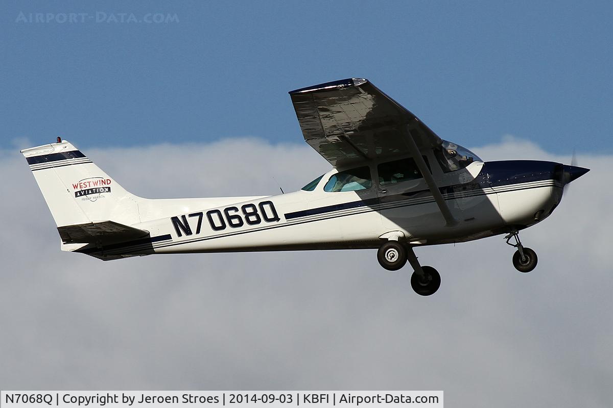 N7068Q, 1972 Cessna 172L C/N 17260368, KBFI