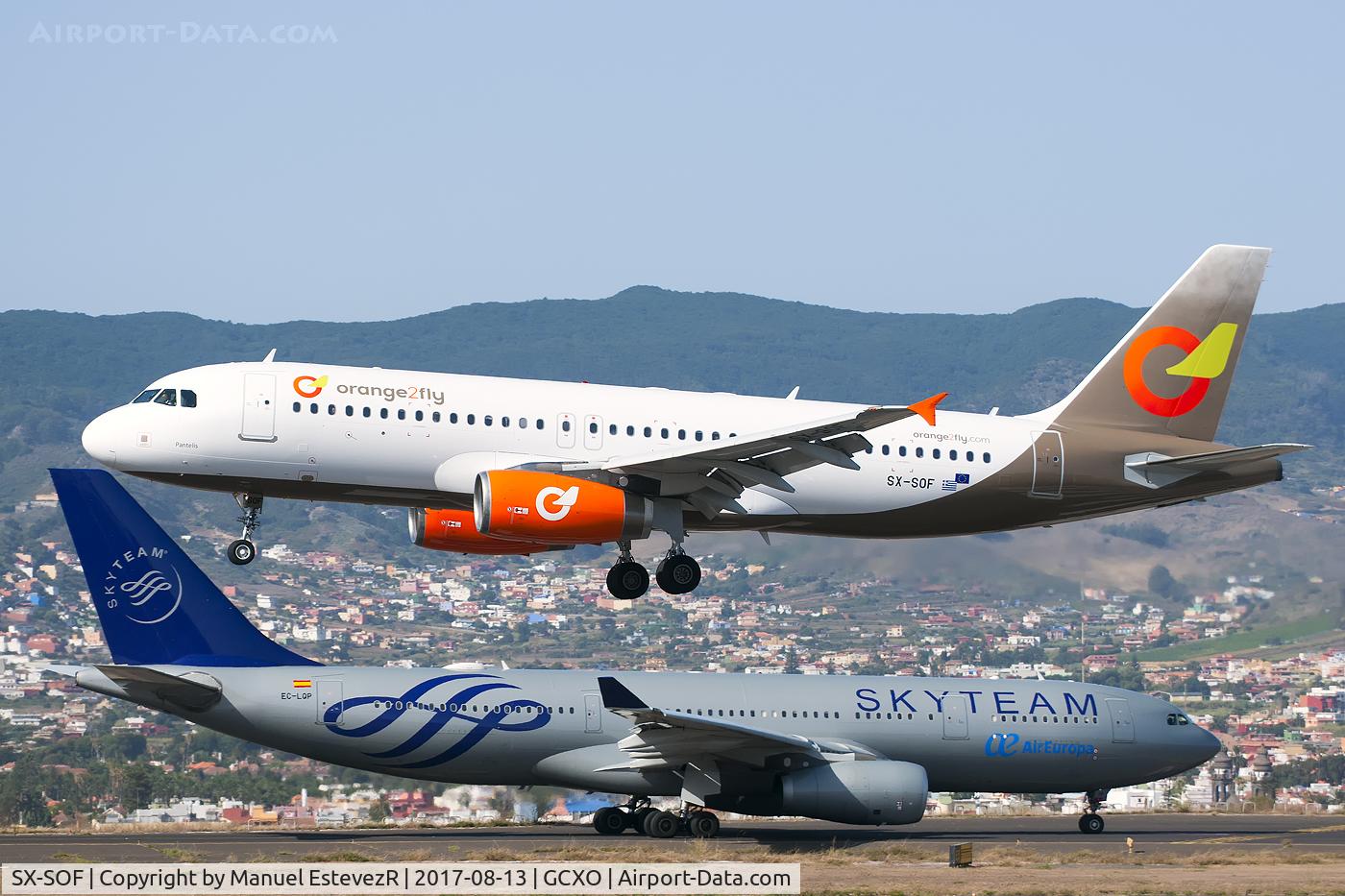 SX-SOF, 2005 Airbus A320-232 C/N 2479, Landing to rwy 30 fron Tenerife North airport