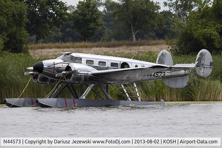 N44573, 1944 Beech C18S C/N 7678, Beech C18S  C/N 7678, N44573