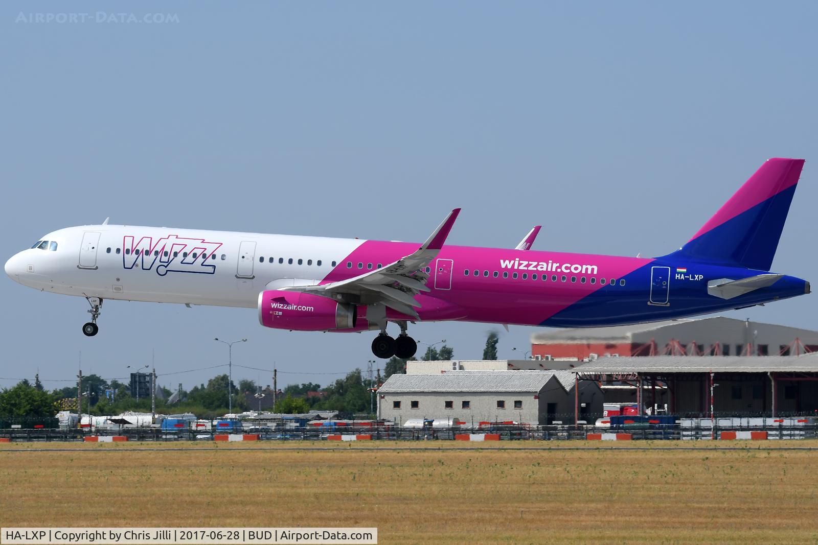HA-LXP, 2017 Airbus A321-231 C/N 7578, Wizzair