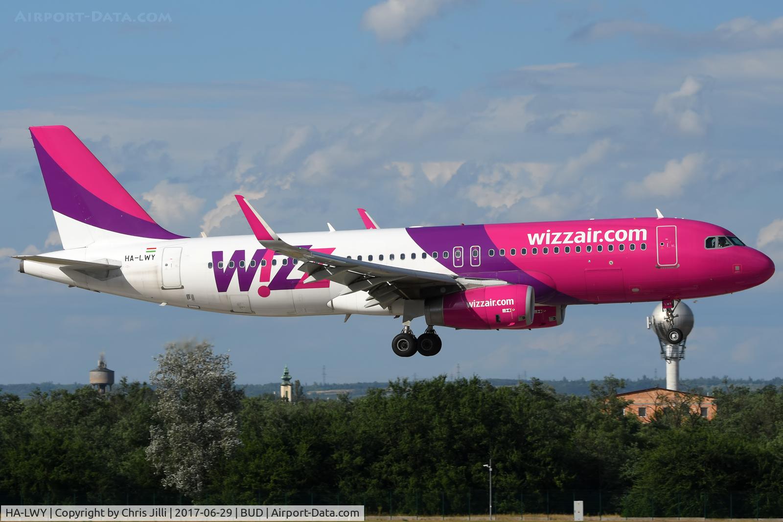 HA-LWY, 2014 Airbus A320-232 C/N 6058, Wizzair