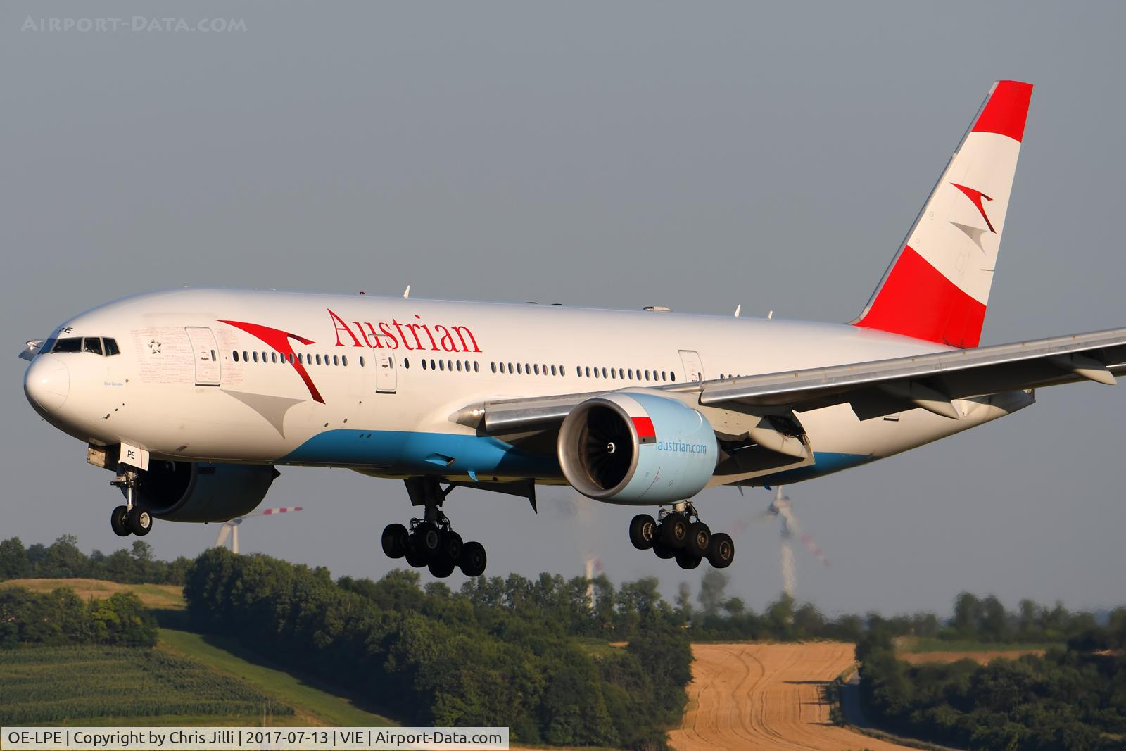 OE-LPE, 1998 Boeing 777-2Q8/ER C/N 27607, Austrian Airlines