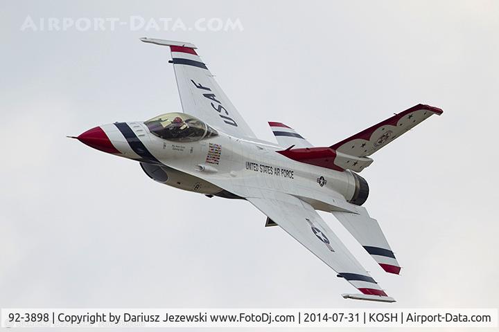 92-3898, General Dynamics F-16CJ Fighting Falcon C/N CC-140, United States Air Force Demo Team 
