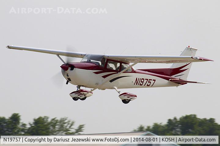 N19757, 1972 Cessna 172L C/N 17260726, Cessna 172L Skyhawk  C/N 17260726, N19757