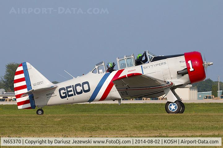 N65370, 1941 North American SNJ-2 Texan C/N 2562, North American SNJ-2 Texan  C/N 2562 - Geico Skytypers, N65370