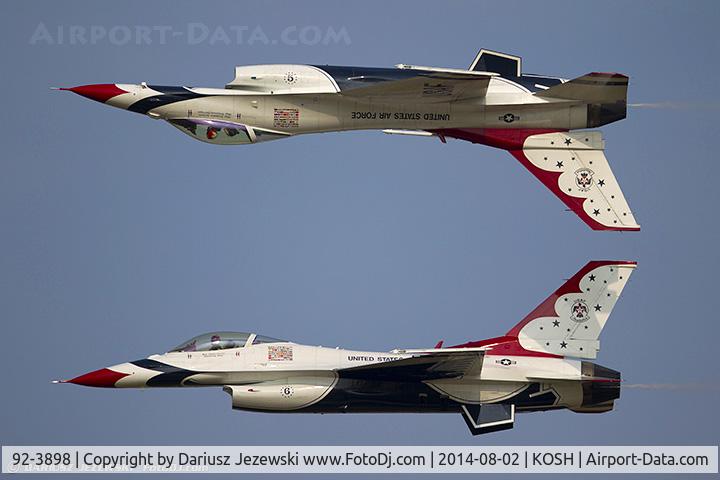 92-3898, General Dynamics F-16CJ Fighting Falcon C/N CC-140, United States Air Force Demo Team 