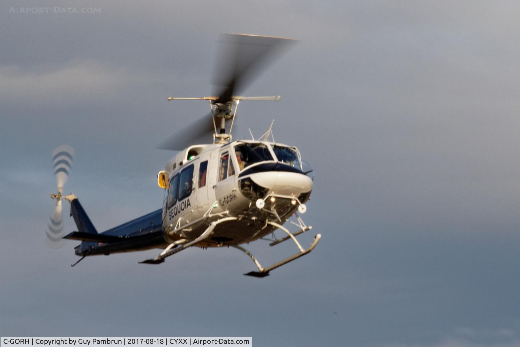 C-GORH, 1998 Bell 212 C/N 35103, Landing