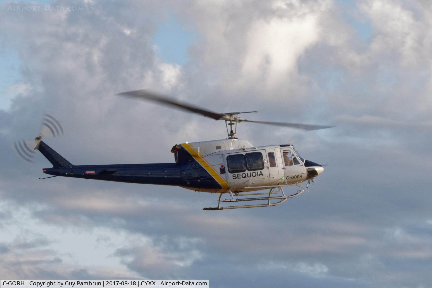 C-GORH, 1998 Bell 212 C/N 35103, Landing