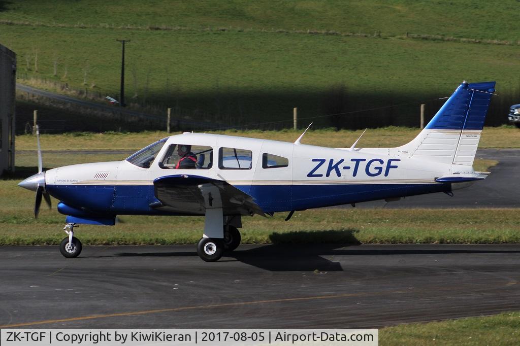 ZK-TGF, Piper PA-28R-201T Turbo Cherokee Arrow III C/N 28R-7803237, North Shore