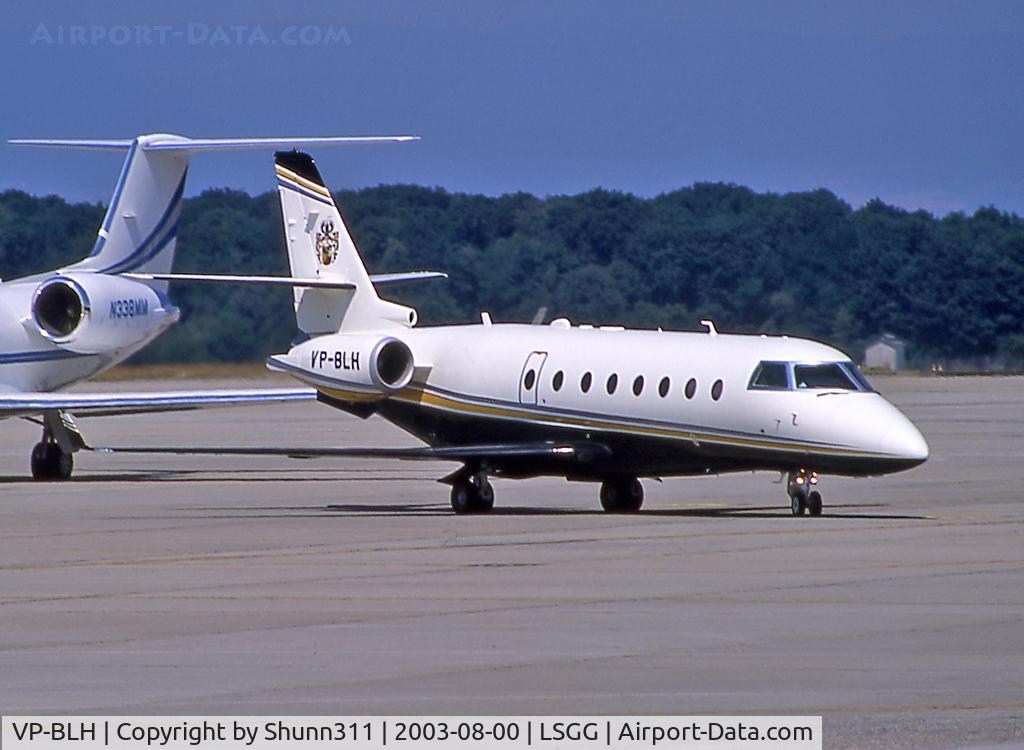 VP-BLH, 2001 Israel Aircraft Industries IAI-1126 Galaxy C/N 029, Taxiing to the General Aviation...