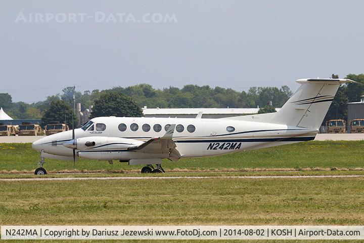 N242MA, 1993 Beech B300 King Air C/N FL-93, Beech B300 King Air  C/N FL-93, N242MA