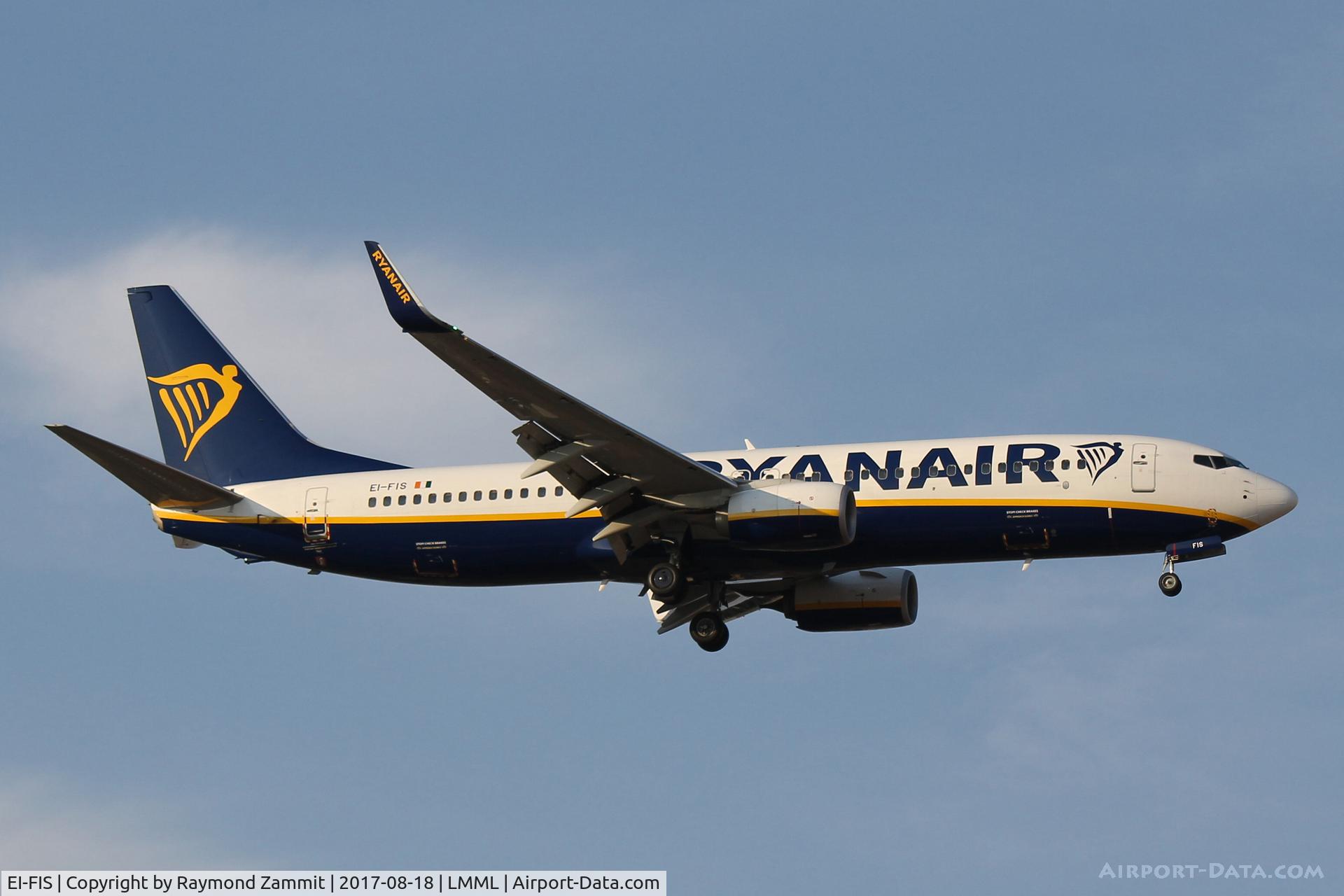 EI-FIS, 2015 Boeing 737-8AS C/N 44704, B737-800 EI-FIS Ryanair