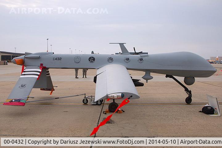 00-0432, General Atomics MQ-1B Predator C/N Not found 00-0432, MQ-1B Predator 00-0432 WA from 15th RS 432nd AEW 