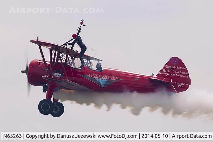 N65263, 1940 Boeing B75N1 C/N 75-3447, Boeing B-75N1 Stearman  C/N 75-3447 with Wingwalker Carol Pilon, N65263
