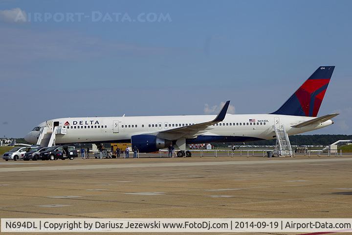 N694DL, 1998 Boeing 757-232 C/N 29726, Boeing 757-232  C/N 29726, N694DL