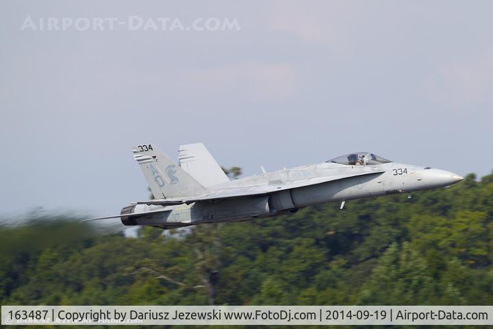 163487, 1988 McDonnell Douglas F/A-18C Hornet C/N 721/C045, F/A-18C Hornet 163487 AD-334 from VFA-106 