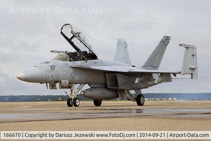 166670, Boeing F/A-18F Super Hornet C/N F148, F/A-18F Super Hornet 166670 AC-107 from VF-32 