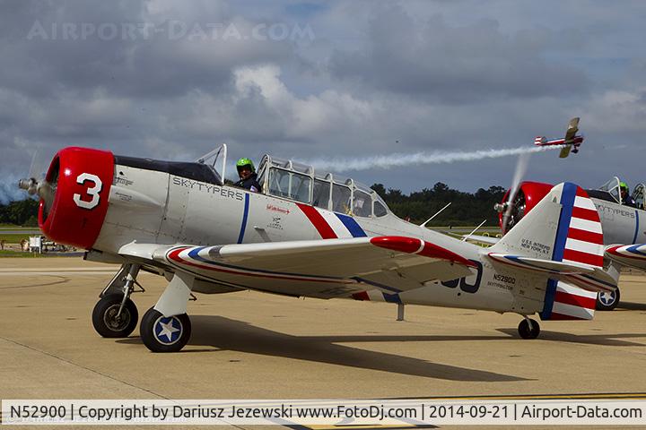 N52900, 1940 North American SNJ-2 Texan C/N 2010, North American SNJ-2 Texan  C/N 2010 - Geico Skytypers, N52900