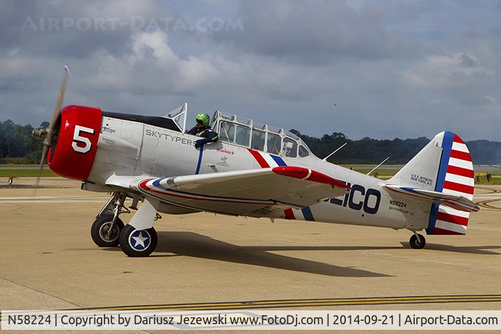 N58224, 1941 North American AT-6B Texan C/N 2553, North American AT-6 Texan  C/N 2553 - Geico Skytypers, N58224
