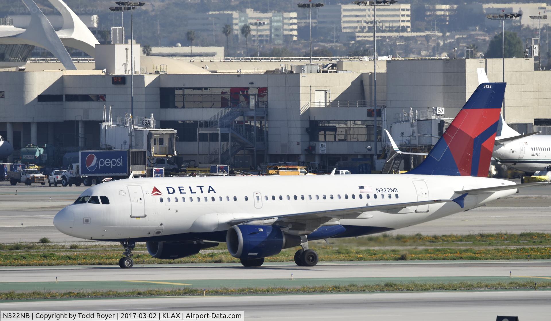 N322NB, 2001 Airbus A319-114 C/N 1434, Arrived at LAX on 25L