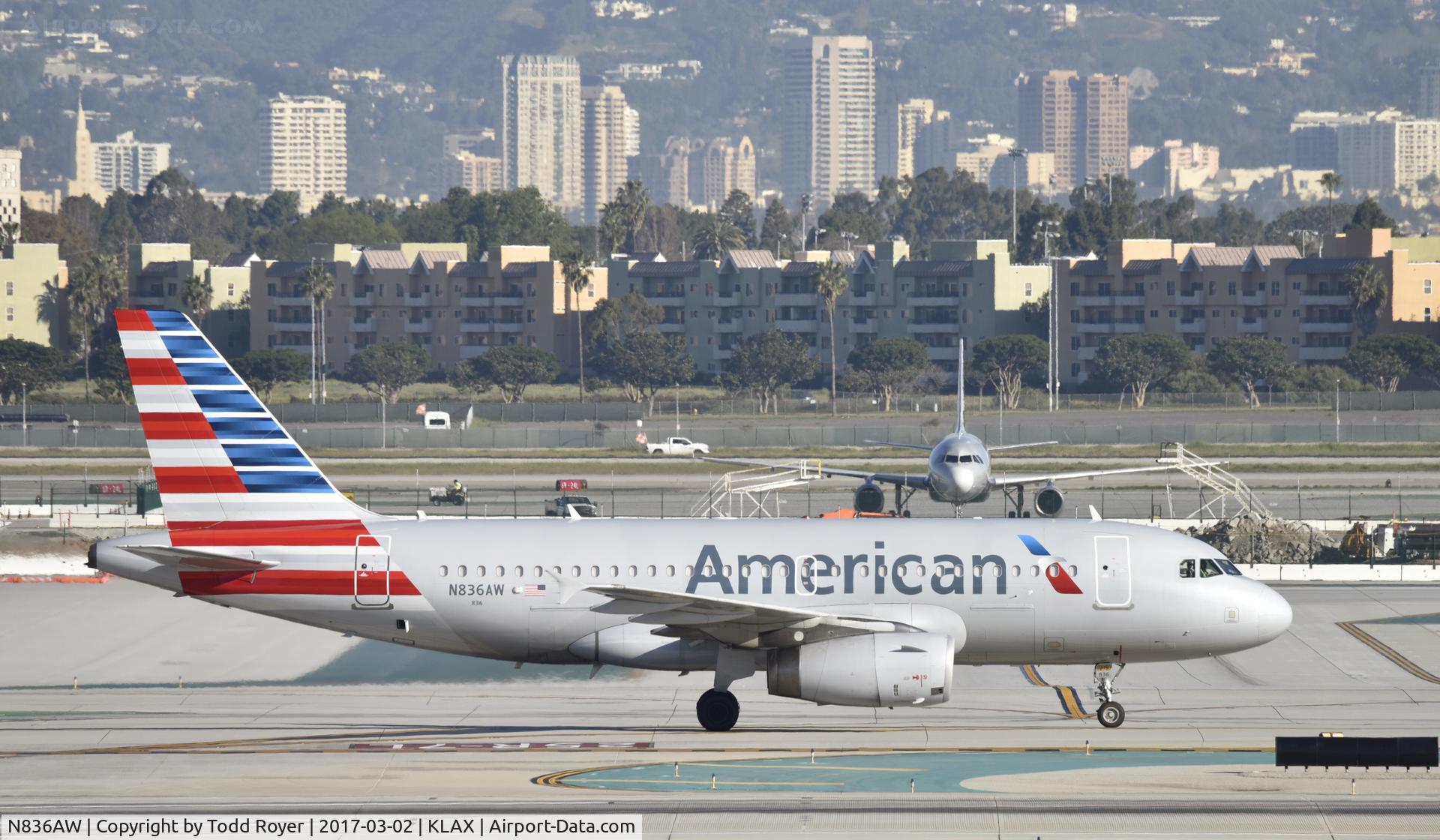 N836AW, 2005 Airbus A319-132 C/N 2570, Taxiing to gate at LAX