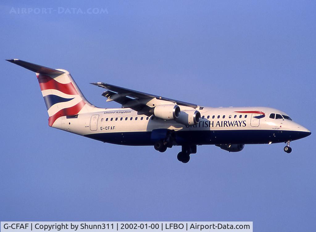 G-CFAF, 2001 British Aerospace Avro 146-RJ100 C/N E3382, Landing rwy 14R