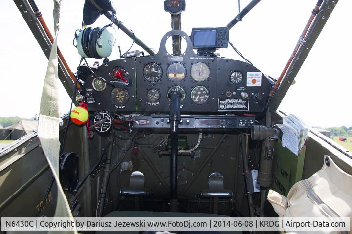 N6430C, Stinson L-5 Sentinel C/N 1813, Cockpit of Stinson L-5 Sentinel  C/N 1813, N6430C