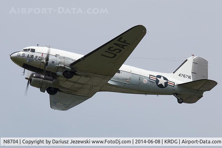 N8704, 1944 Douglas DC3C-S4C4G (TC-47B-30-DK) C/N 33048, Douglas DC-3C-S4C4G 