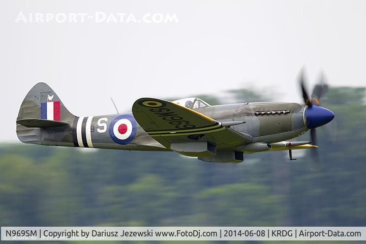 N969SM, 1945 Supermarine 394 Spitfire FR.XVIIIe C/N 6S/663052, Supermarine Spitfire Mk XVIII C/N 6S-663052 - Jim Beasley, NX969SM