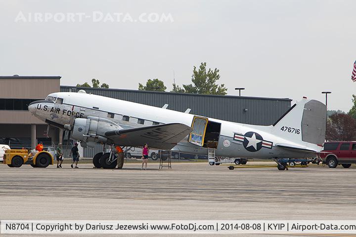 N8704, 1944 Douglas DC3C-S4C4G (TC-47B-30-DK) C/N 33048, Douglas DC-3C-S4C4G 