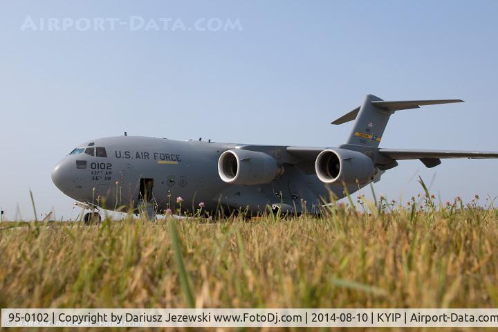 95-0102, 1995 McDonnell Douglas C-17A Globemaster III C/N P-27, C-17A Globemaster 95-0102  from 315th AW 437th AW Charleston AFB, SC