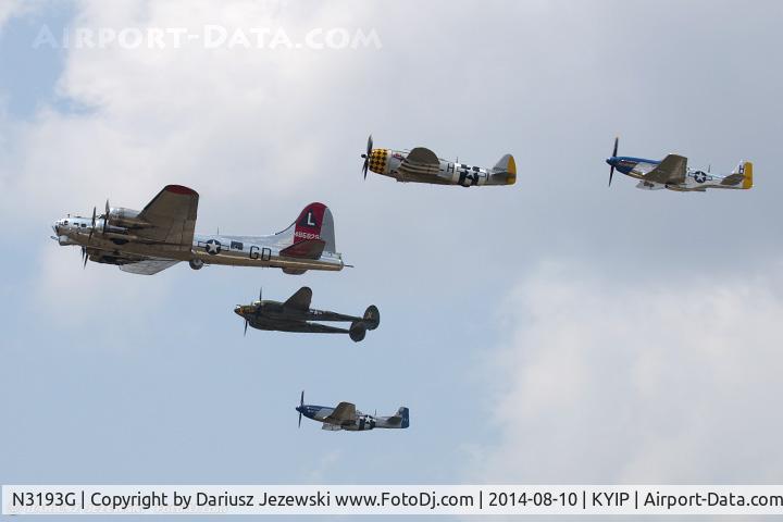 N3193G, 1944 Boeing B-17G Flying Fortress C/N 77255, Victory flight; B-17, P-47, P-63, P-51 and P-38