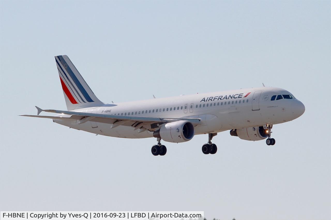F-HBNE, 2011 Airbus A320-214 C/N 4664, Airbus A320-214, On final rwy 05, Bordeaux Mérignac airport (LFBD-BOD)
