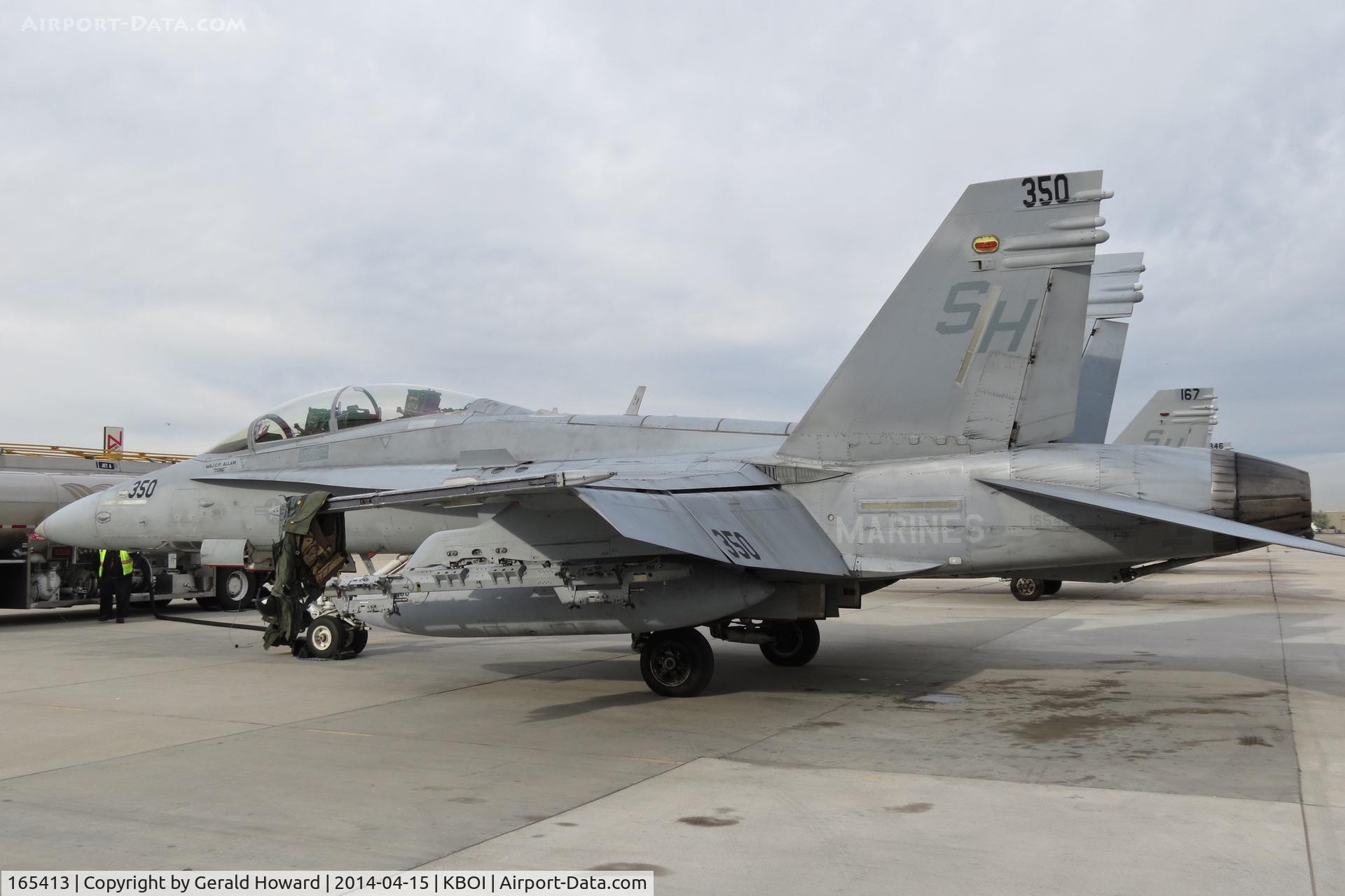 165413, McDonnell Douglas F/A-18D Hornet C/N 1446/D144, Parked on south GA ramp. VMFAT-101 