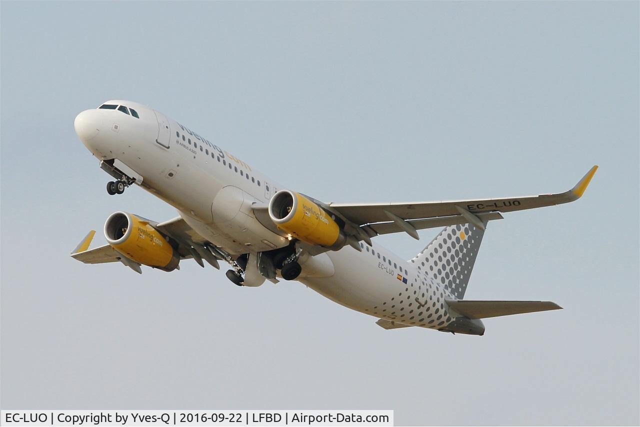 EC-LUO, 2013 Airbus A320-232 C/N 5530, Airbus A320-232, Take off rwy 23, Bordeaux Mérignac airport (LFBD-BOD)