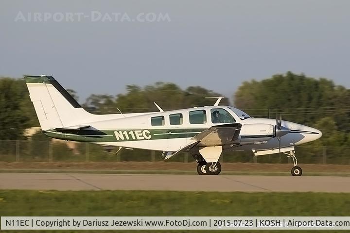 N11EC, 1970 Beech 58 Baron C/N TH-128, Beech 58 Baron  C/N TH-128, N11EC