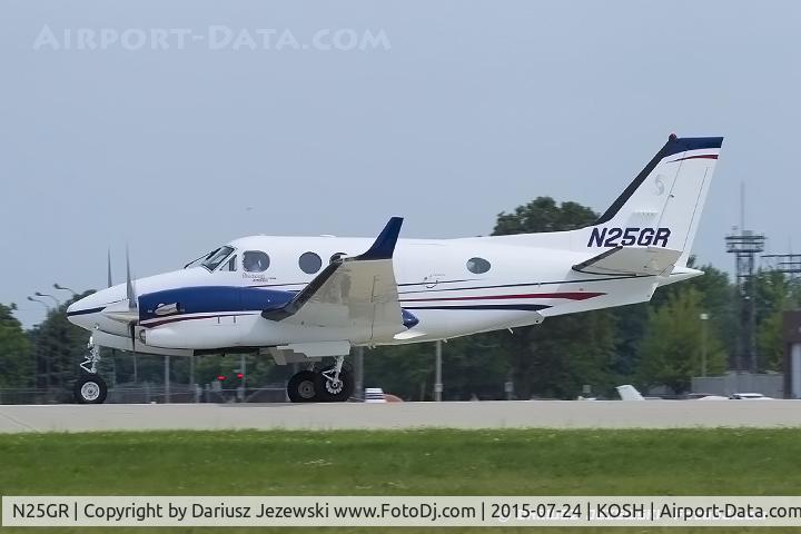 N25GR, 1996 Raytheon C90A King Air C/N LJ-1440, Raytheon Aircraft Company C90A King Air  C/N LJ-1440, N25GR