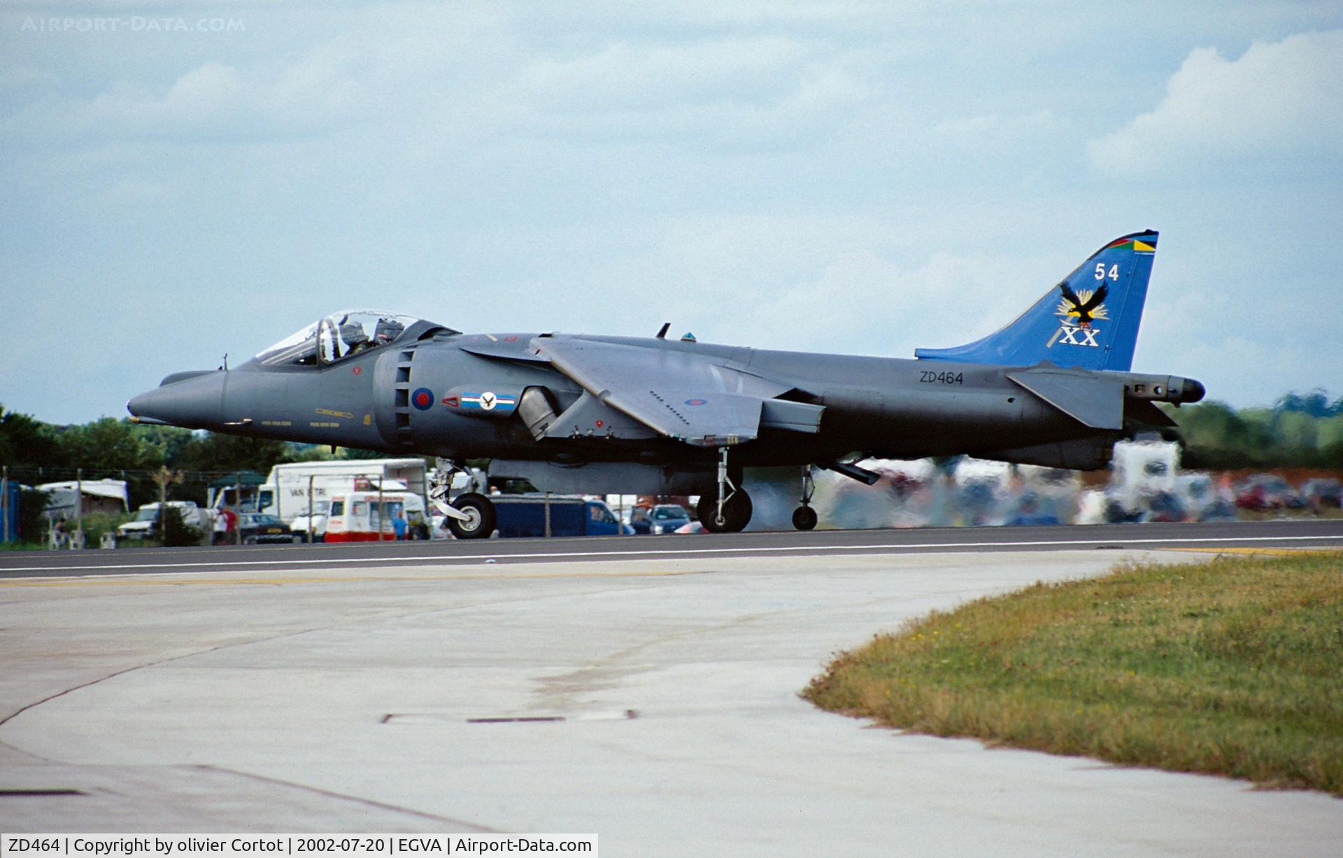 ZD464, 1989 British Aerospace Harrier GR.7 C/N P54, RIAT 2002