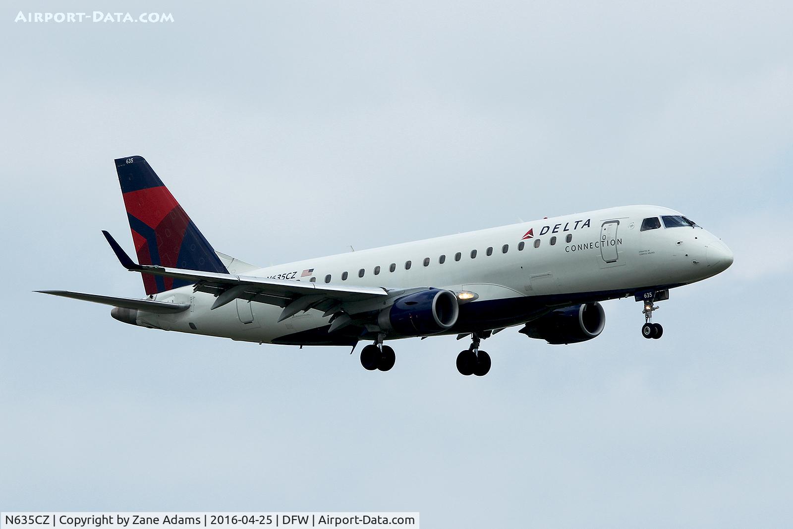 N635CZ, 2008 Embraer 175LR (ERJ-170-200LR) C/N 17000252, Arriving at DFW Airport