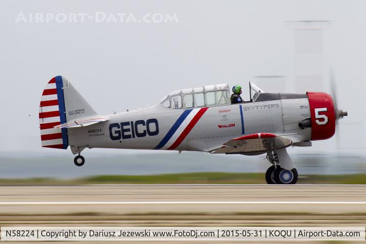 N58224, 1941 North American AT-6B Texan C/N 2553, North American AT-6 Texan C/N 2553 - Geico Skytypers, N58224