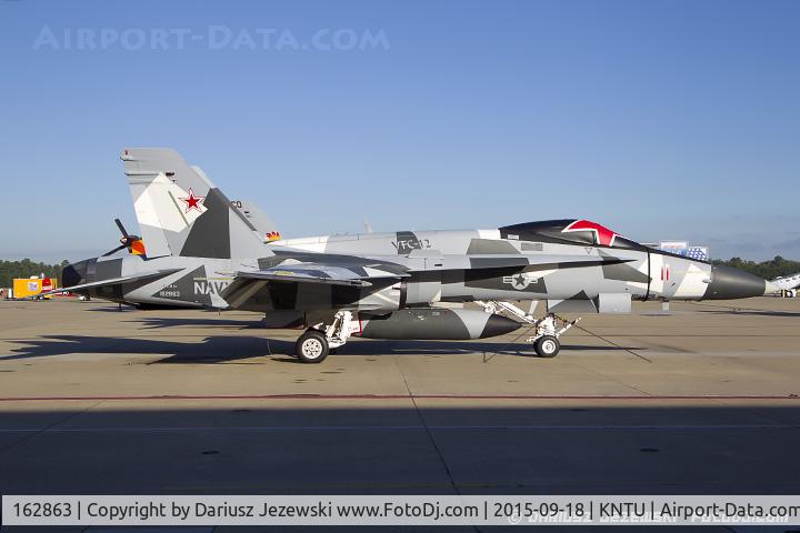 162863, McDonnell Douglas F/A-18A Hornet C/N 0400, F/A-18A Hornet 162863 AF-11 from VFC-12 