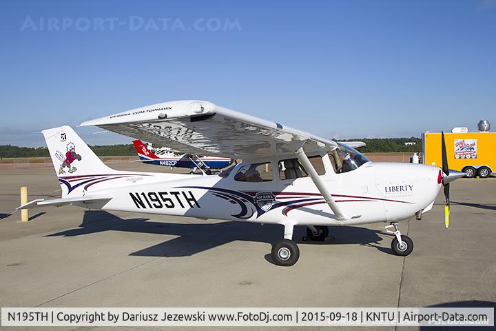 N195TH, 2015 Cessna 172S C/N 172S11553, Cessna 172S Skyhawk  C/N 172S11553, N195TH