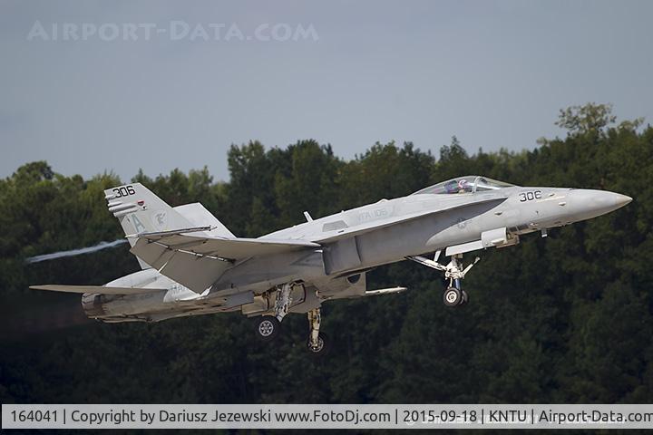 164041, 1990 McDonnell Douglas F/A-18C Hornet C/N 0929/C174, F/A-18C Hornet 164041 AD-306 from VFA-106 