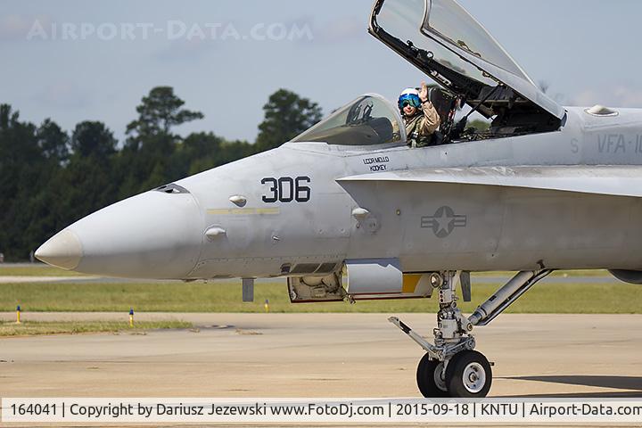 164041, 1990 McDonnell Douglas F/A-18C Hornet C/N 0929/C174, F/A-18C Hornet 164041 AD-306 from VFA-106 