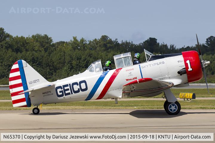 N65370, 1941 North American SNJ-2 Texan C/N 2562, North American SNJ-2 Texan  C/N 2562 - Geico Skytypers, N65370