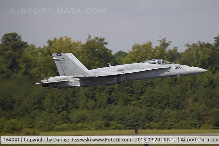 164041, 1990 McDonnell Douglas F/A-18C Hornet C/N 0929/C174, F/A-18C Hornet 164041 AD-306 from VFA-106 