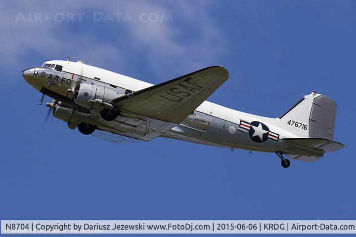 N8704, 1944 Douglas DC3C-S4C4G (TC-47B-30-DK) C/N 33048, Douglas DC-3C-S4C4G 