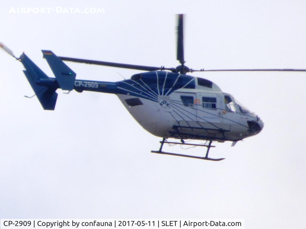 CP-2909, MBB-Kawasaki BK117 B-1 C/N 7219, Arriving to El Trompillo