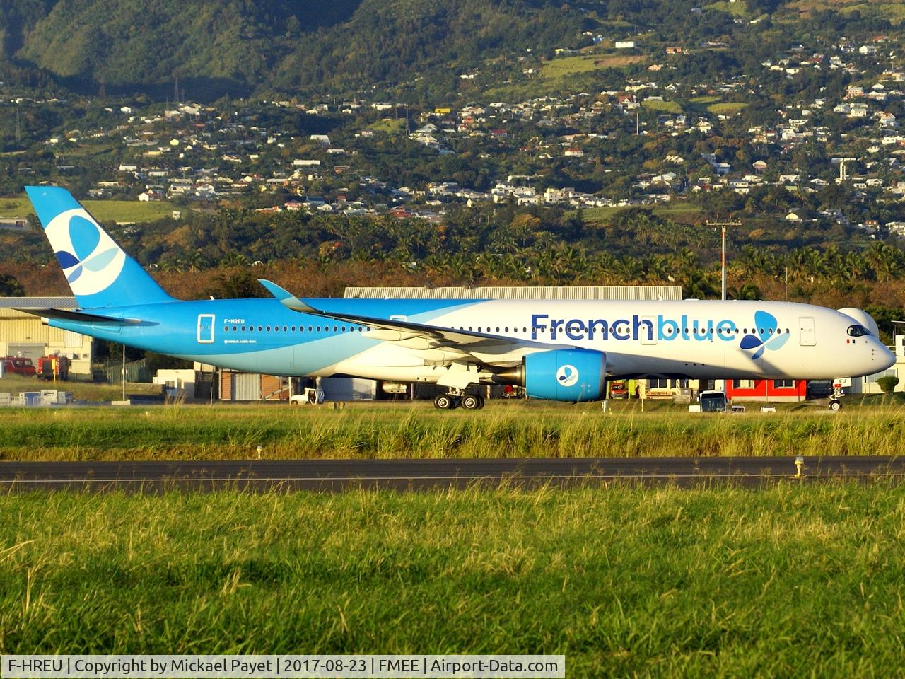F-HREU, 2014 Airbus A350-941 C/N 005, First commercial flight for this A350