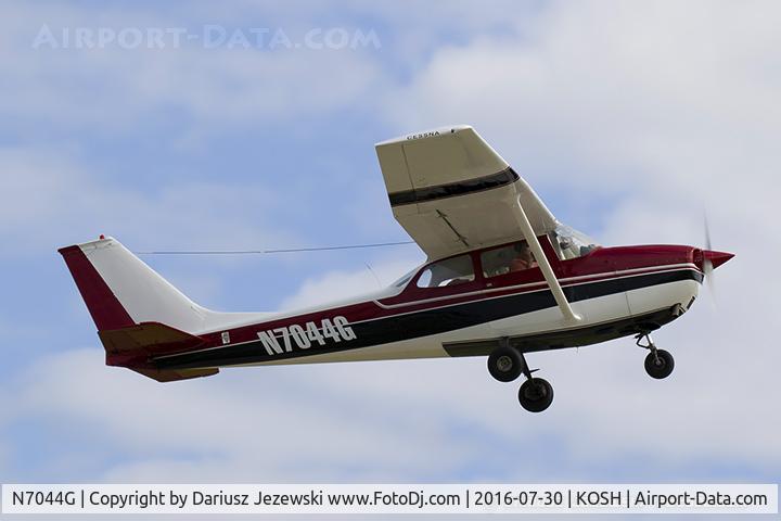 N7044G, 1969 Cessna 172K Skyhawk C/N 17258744, Cessna 172K Skyhawk  C/N 17258744, N7044G